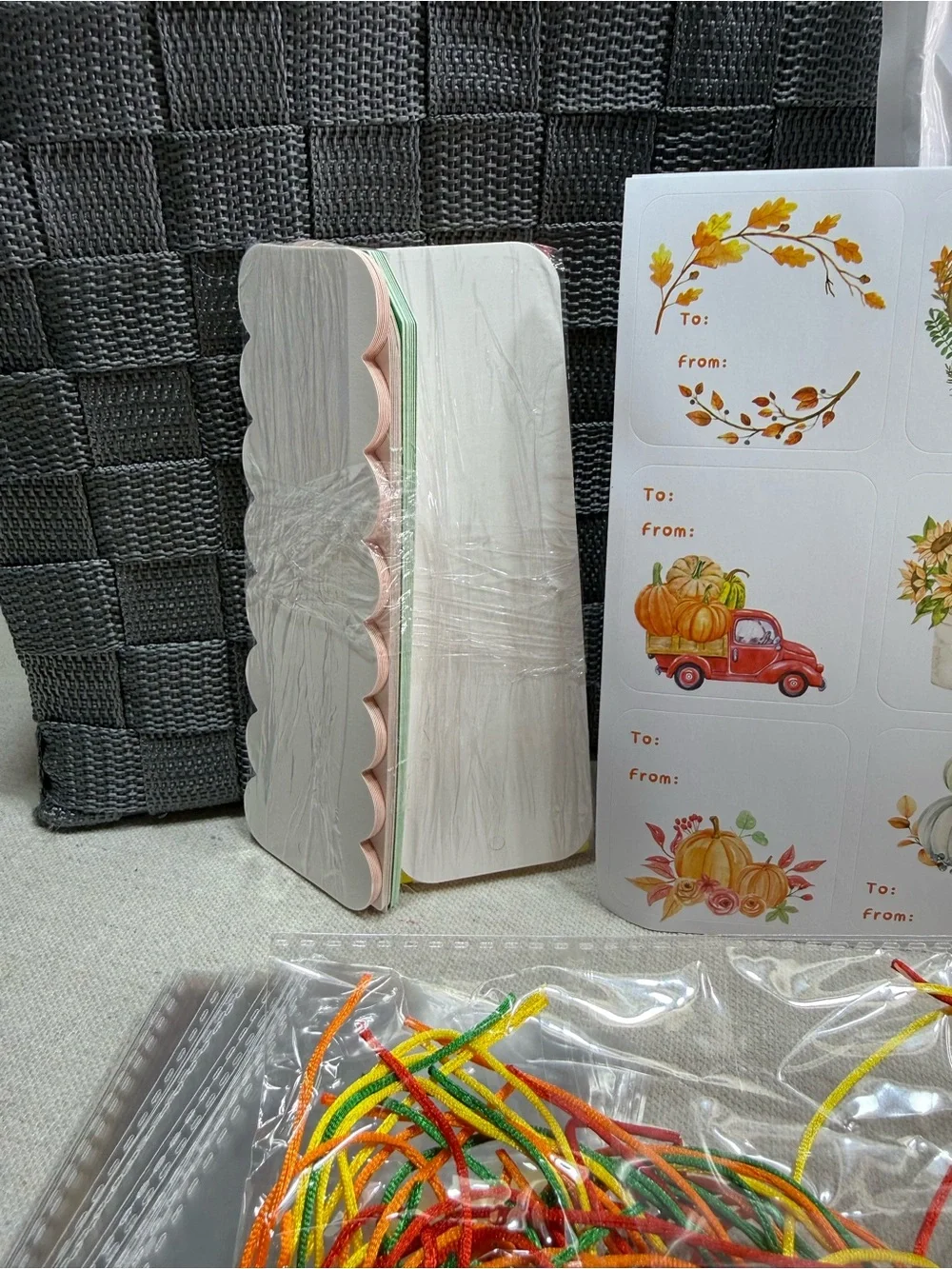 Bookmarks - Winlyn 48 Sets 6 Styles Magic Color Scratch Bookmarks Craft Kits